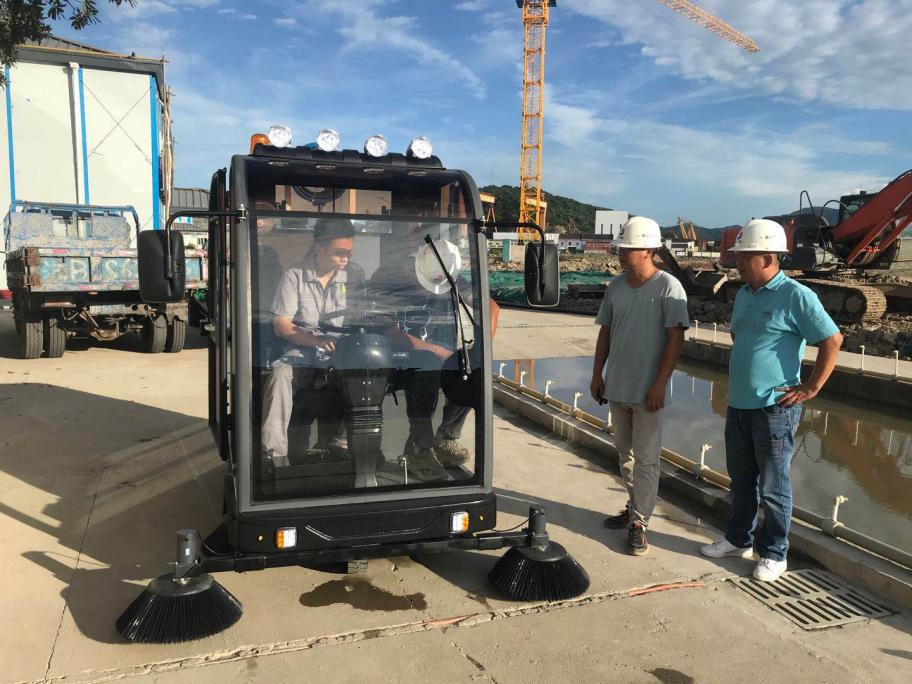 保山龙泉市清扫车